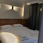 Green Star Pera Apartahotel 4*