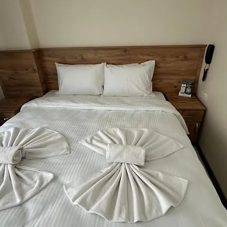 Green Star Pera Hotel apartamentowy 4*