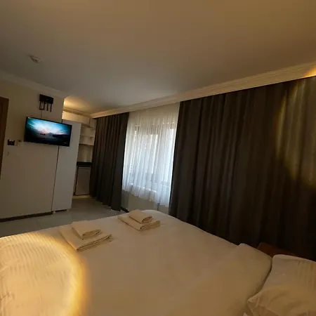 Apartahotel Green Star Pera