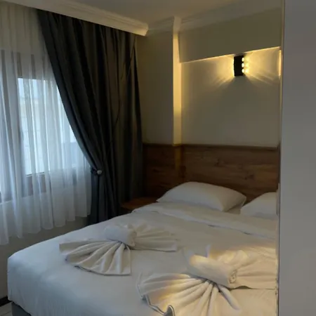 Aparthotel Green Star Pera